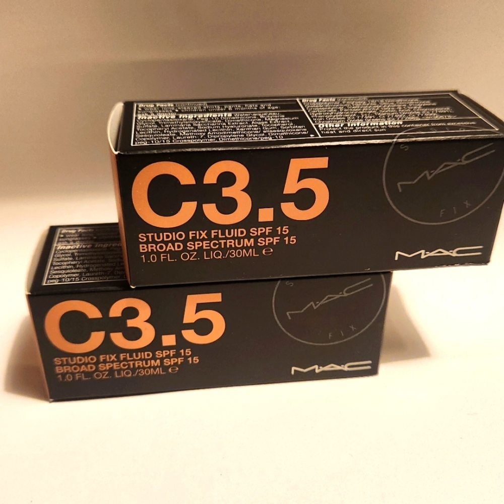 MAC Studio Fix Fluid SPF 15 Foundation C3.5